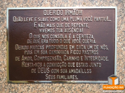 Placa Modelo Reto em Bronze com Dedicatoria
