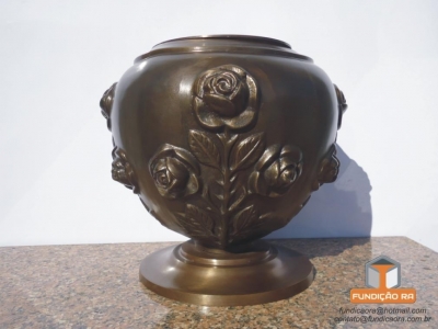 Vaso Bojundão Patinado